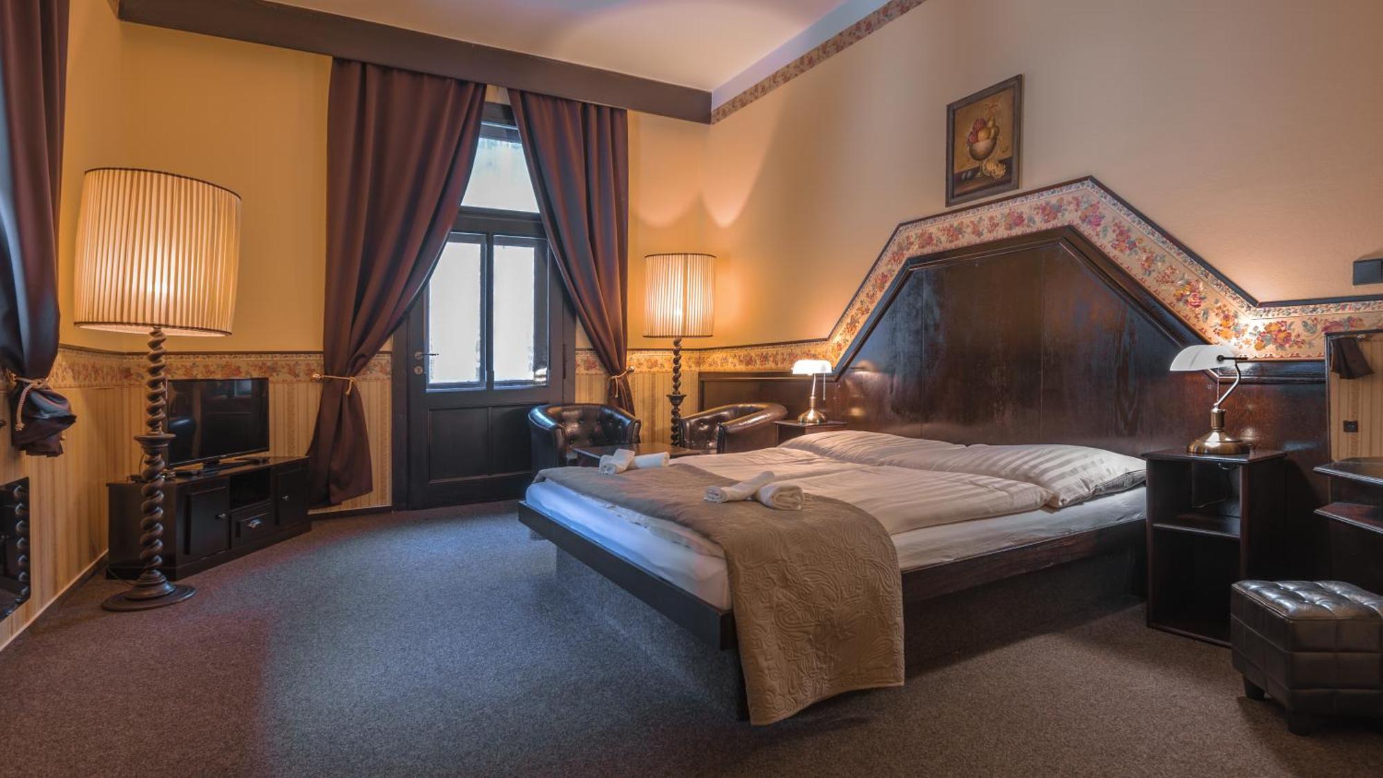 Hotel Lovecky Zamecek Orion Liberec Exteriér fotografie
